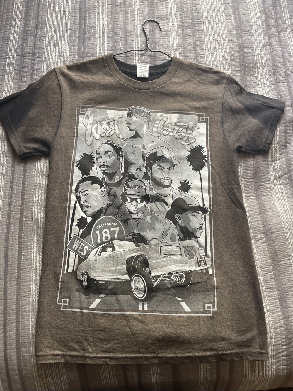 Vintage West Coast Graphic Tee - Brown with Black & White Print